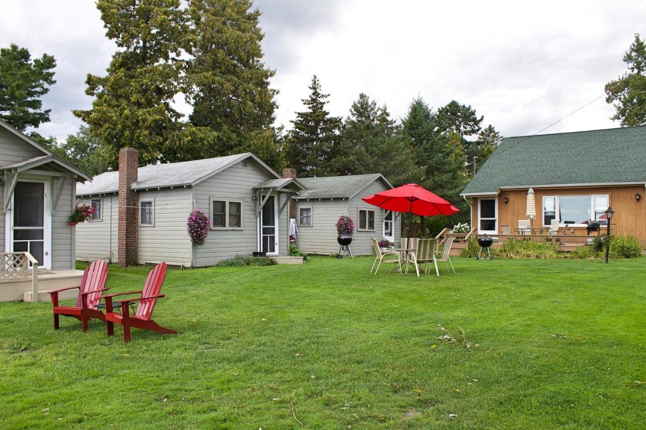 Pine Haven Beach Resort Tawas City Exterior photo